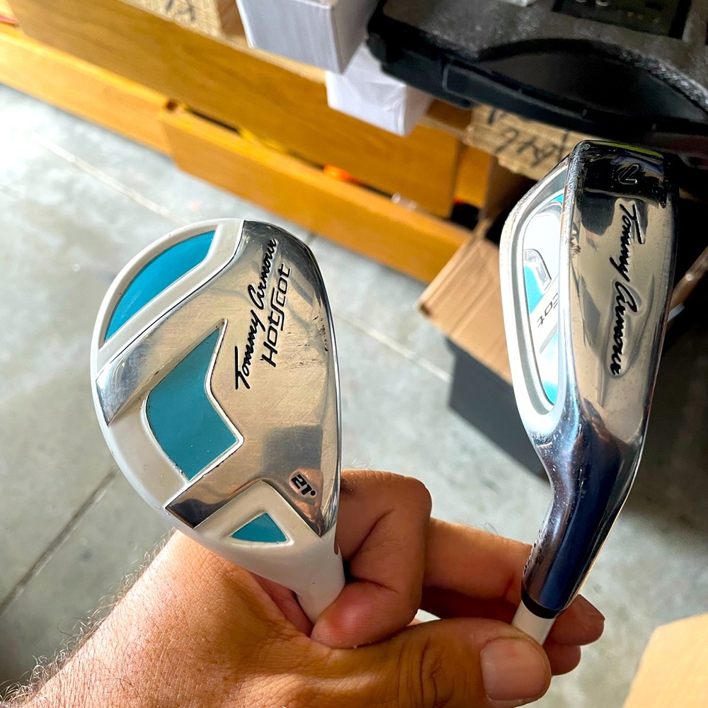 Tommy armour junior clubs 2 pc RH
With head cover